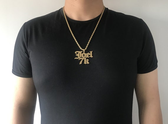 name necklaces for boyfriend