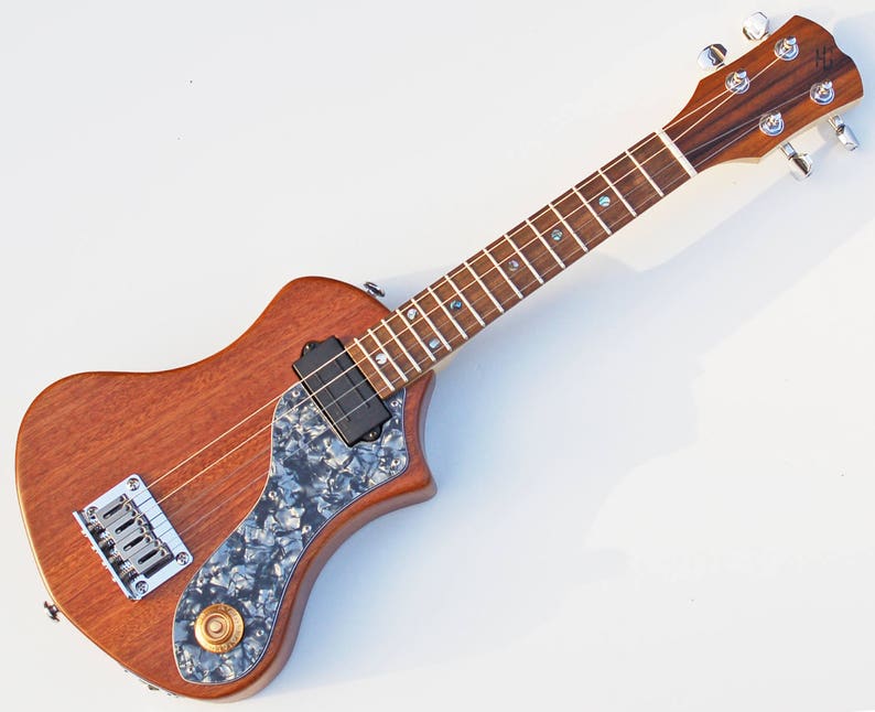 Solid body electric baritone ukulele