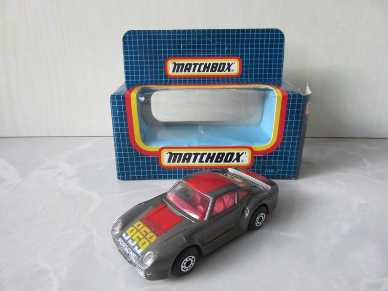 Vintage MATCHBOX PORSCHE 959 MB-7 Die-cast Model Car with box Scale 1:58