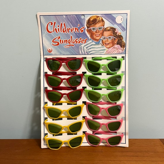 Dime Store Sunglasses Display Children’s Sunglass… - image 1