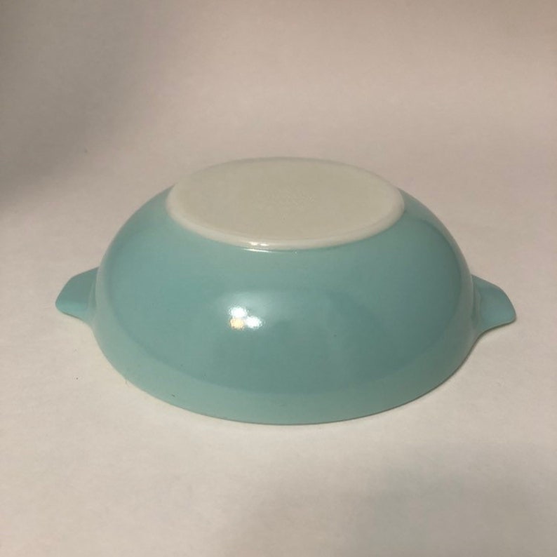 Pyrex Family Flair Sea Isle Blue Aqua Turquoise Bowl Cereal Bowl