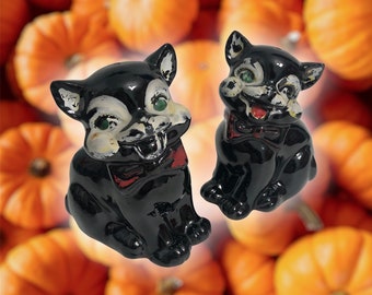 Halloween Black Cat Salt and Pepper Shakers with Red Bow Ties Japan Redware