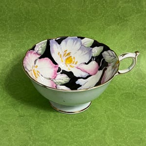 Paragon Primrose Pale Blue Black Teacup Double Warrant Made in England 1939-1949 - AS SEEN