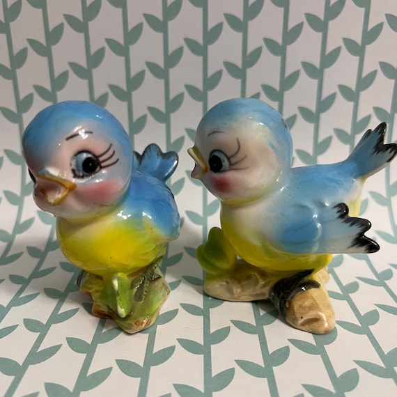Bluebird Blue Bird Norcrest Lefton Salt and Pepper Shakers