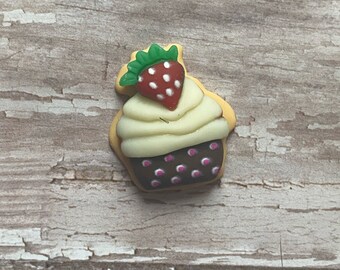 Set of 2 Strawberry Cupcake 3D Resins