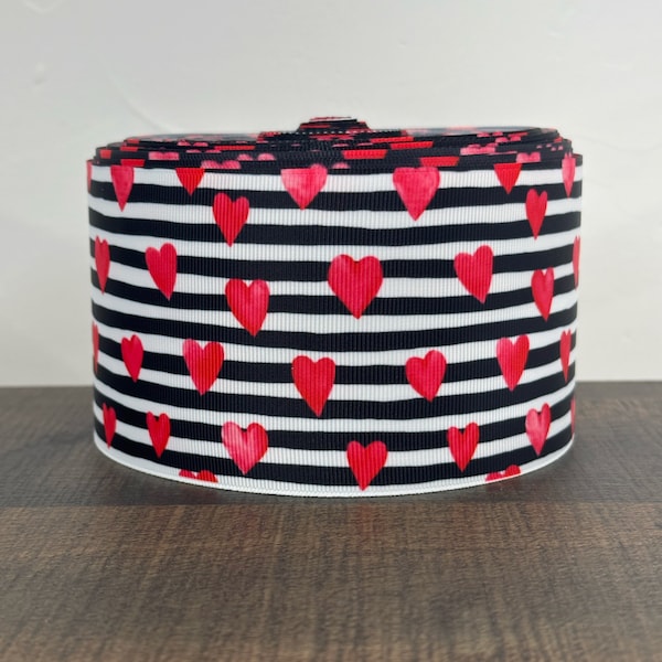 3” Red Watercolor Hearts / Black Stripe