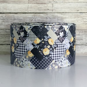 3” Floral Quilt / Black & Yellow