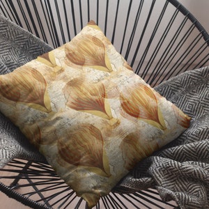 Funda de almohada cuadrada de poliéster hilado con encanto de dirigible elegante, funda de almohada decorativa para sofá cama con mapa vintage de globo aerostático en rojo y dorado