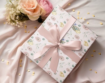Papier cadeau fleurs de poussin : poulet printanier et motif floral