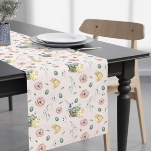 Chick Blossom Table Runner: Spring Floral Farmhouse Decor