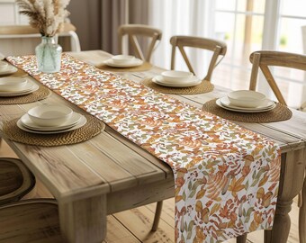 Caminho de Mesa com Folhagem de Outono: Folhas de Laranja e Design de Cogumelos