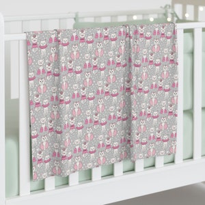 Pink Empress Kitty Baby Swaddle Blanket, New Baby Girl Swaddle Pink and Grey Receiving Blanket Baby Shower Gift Kitten Pattern Baby Swaddle