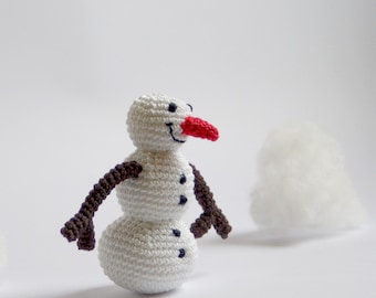 Snowman Baby Rattle - Rattling baby toys - Crochet, safe, friendly baby toy - Snowman teething toy - Baby  gift