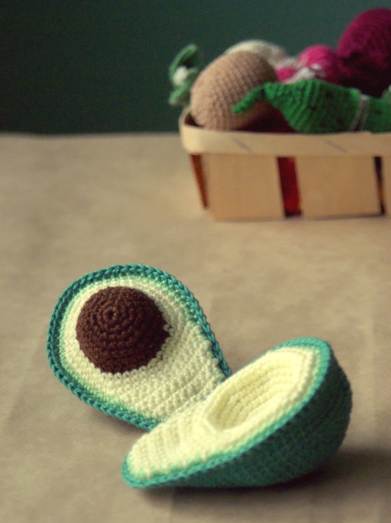 Crocheted Avocado Play kitchen Safe and friendly children/'s games Crocheted toy food