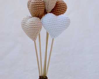 Crochet hearts bouquet (set of 5) - White, Cream, Mocha hearts - Crochet wedding decorations - Birthday table decoration