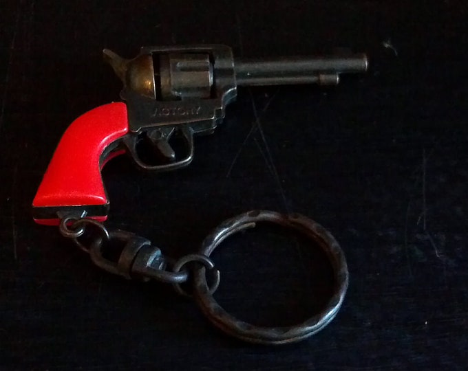 Victory Revolver Cap Gun Keychain Vintage 1960s Etsy
