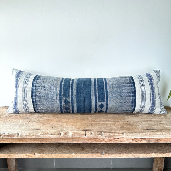 Orientaltribe design vintage Hmong textile hemp pillow cover. Rustic Stripe Hmong Lumbar Pillow. Interior rustic art pillow case.