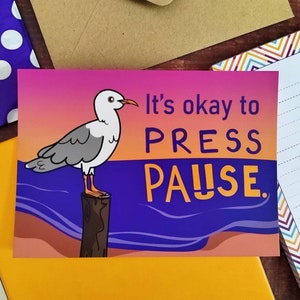 Carte de citation positive avec une jolie illustration de mouette. Mini-impression d'art sur la santé mentale. Idéal pour un forfait anti-stress. Carte bien-être.