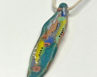 Ceramic leaf pendant necklace