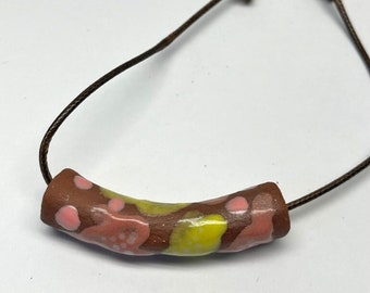 Ceramic pendant necklace