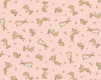 Conejitos bebés sobre tela rosa 100% algodón para Pascua o habitación infantil de Timeless Treasures. Se vende cortado a medida.