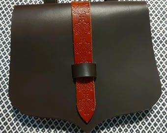 Hand-stitched Viking Belt Pouch Bag with celtic knotworks leather