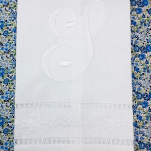 Monogrammed Linen Hand Towel, Embroidered Linen Guest Towel, Floral Tea Towel, Monogram Towel