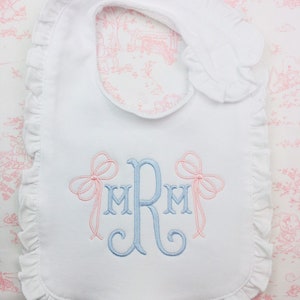Monogram Bib Burp Cloth, Name Bib Burp Cloth, Baby Gift Set, Ruffle Bib Burp Cloth, Baby Shower Present