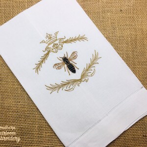 Bee Linen Hand Towel, Linen Hand Towel, Embroidered Hand Towel, Linen Towel, Queen Bee, Decorative Towel, Bridal Shower Gift