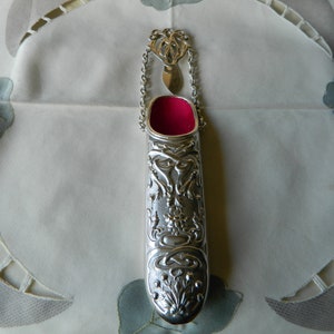 True Vintage Rare Silver Plated Chatelaine Spectacles Case. Made in England.Exc*****