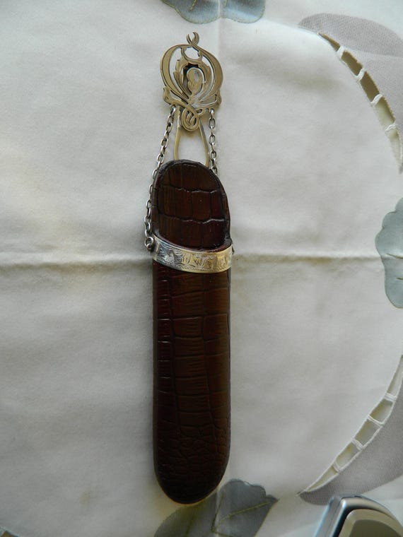 Antique Solid Silver Leather Chatelaine Glasses C… - image 5