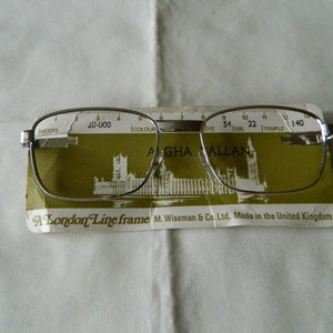 True Vintage Rare London Line ALGHA (20) CALLAN White Gold Filled RHODIUM Eyeglasses Frame. Made in England. 70's.Exc**** New Old Stock