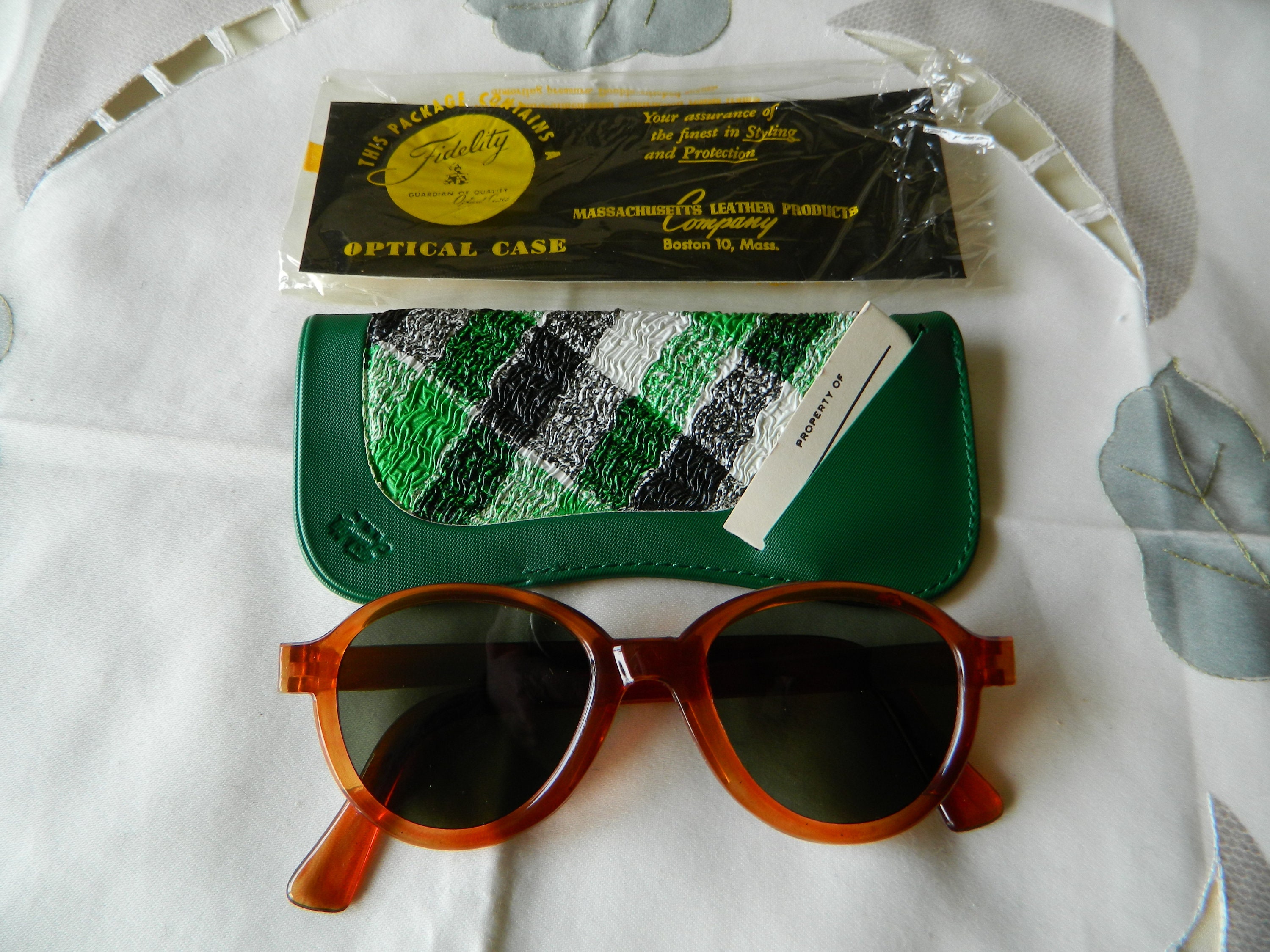 Tue Vintage Rare Original Panto Round Framed Sunglasses. Made in 