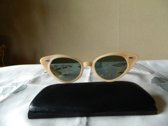 1950s B&L Ray-Lite Clip on “ Cat Eye ”