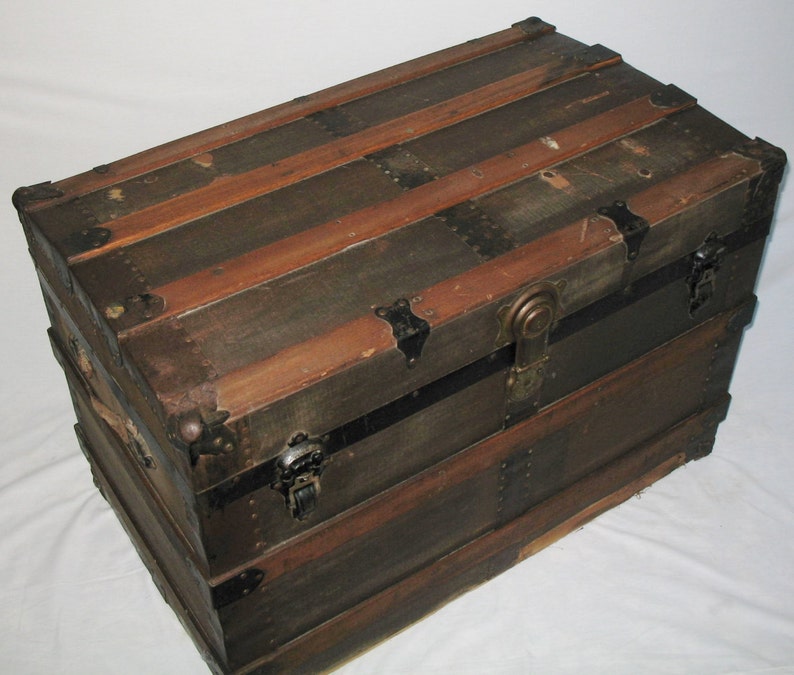 1900s Antique Steamer Trunk Large TurnoftheCentury Canvas Etsy