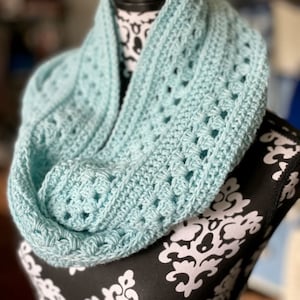 Cordelia Infinity Scarf Crochet Pattern; PDF Download Only; Crochet Infinity Scarf; Handmade Women's Accessory