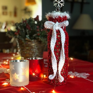 Christmas Wine Bottle Sleeve Crochet Pattern by MadameStitch; Pdf download only; DIY wine bottle decoration