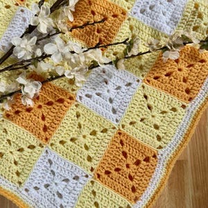Granny Gingham Baby Blanket - Vintage Inspired Nursery Decor; PDF Download Only; Granny Square Baby Blanket; Vintage Crochet Baby Blanket