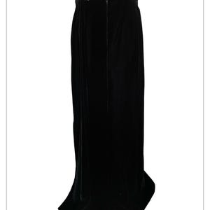 Pencil Style Black Velvet Formal Skirt  Medium Size Excellent Vintage Condition