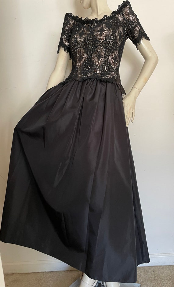 Amazing Little Black Off Shoulder Dress With Blac… - image 4