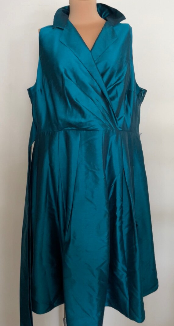 Beautiful Deep Jewel Toned Dress   In Green Blue … - image 8