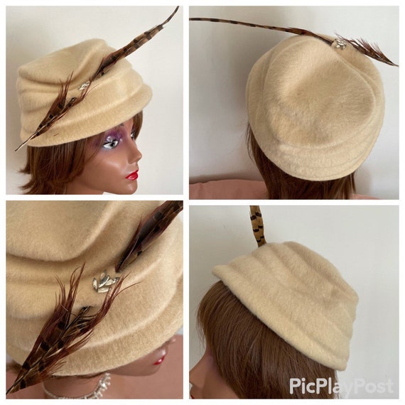 Creamy Wool Fur Cloche Midcentury Hat With Pheasant Feather  display picture 3