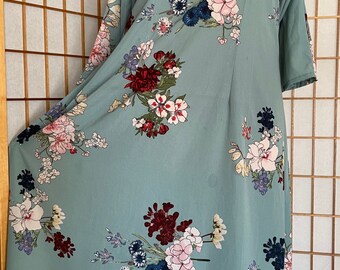 Robin Blue Floral Maxi Dress/Kaftan Vintage with Cherry Blossoms and Spring Flowers Hand Made Plus Size Large