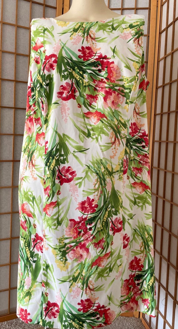 Stunning Floral Summer Shift/Sheath Dress in Plus… - image 9