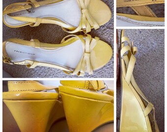 Yellow 3” Wedge Patent Leather High Heel Sandals Size 9 in Excellent Vintage Condition