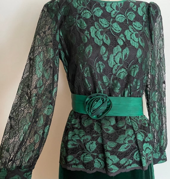 Great 80s Green Velvet with Lace Top Formal Prom … - image 5