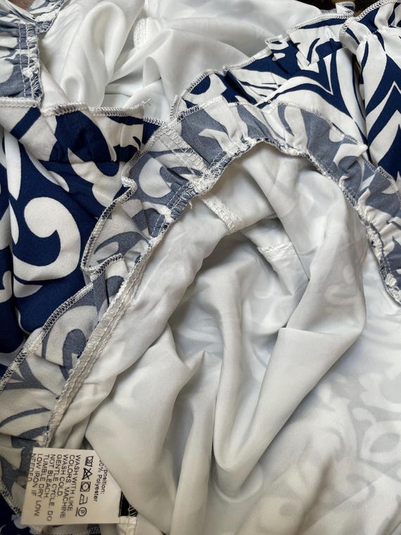 Super Fun Romper in 70s Style Repeated in Y2K Vin… - image 10