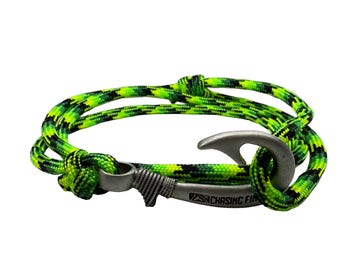 Gecko Adjustable Fish Hook Bracelet | Anklet. Glow in the dark