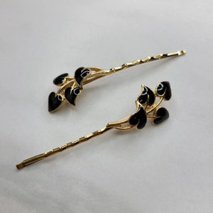 Vintage Enamel Leaf Bobby Pins (Set of Two)