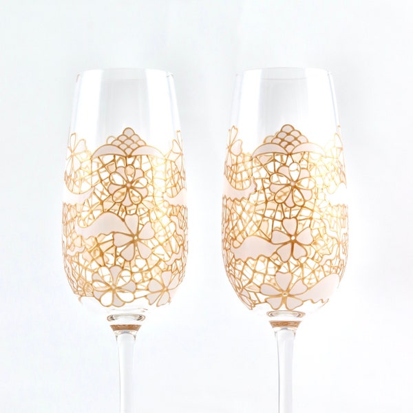 Pair of Lace champagne toasting flutes